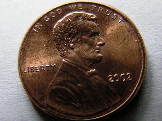 2002 Lincoln Memorial cent close-up.